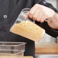 Kitchenware RUBBERMAID BOUNCER® SAFETY PORTION CONTROL SCOOP 34 OZ 5 Kitchenware RUBBERMAID BOUNCER® SAFETY PORTION CONTROL SCOOP 34 OZ