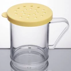 Kitchenware Cambro Cheese Shaker