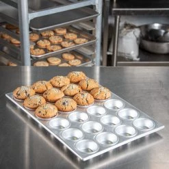 Carlisle MUFFIN PAN, 24 CUP/3 OZ