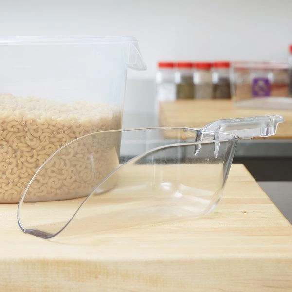 Cambro "POLYCARBONATE SCOOP, CAP:1814GR, COLOR:CLEAR" 1 Cambro "POLYCARBONATE SCOOP, CAP:1814GR, COLOR:CLEAR"