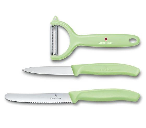 VICTORINOX PARING KNIFE SET WITH PEELER, 3 PIECES - LIGHT GREEN 1 VICTORINOX PARING KNIFE SET WITH PEELER, 3 PIECES - LIGHT GREEN