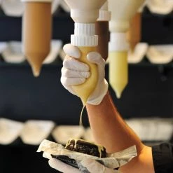 ULTIMATE DISPENSERS SYSTEMS ULTIMATE HANGING SAUCE DISPENSER SYSTEM 5.5L