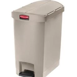 Rubbermaid SLIM JIM 30 L RESIN END STEP ON BEIGE.