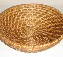 SPH Basket "ROUND RATTAN BASKET, DIM: 22xH7CM"