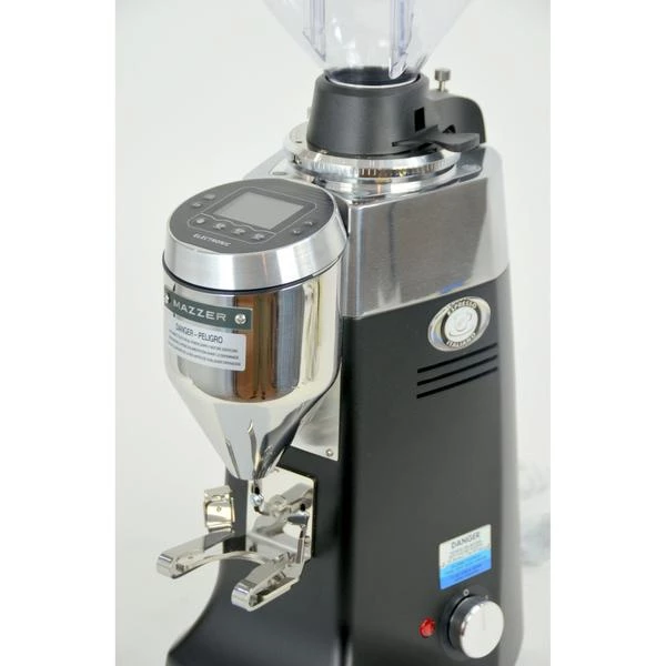 Mazzer Robur S Electronic Black Espresso Grinder. 5 Mazzer Robur S Electronic Black Espresso Grinder.