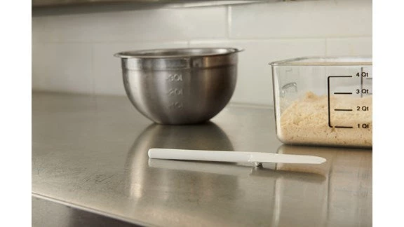 RUBBERMAID COLD SCRAPER 24 CM WHITE Kitchenware 3 RUBBERMAID COLD SCRAPER 24 CM WHITE Kitchenware