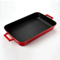 Lava Metal LAVA RECTANGULAR DISH 26X40 CM - RED